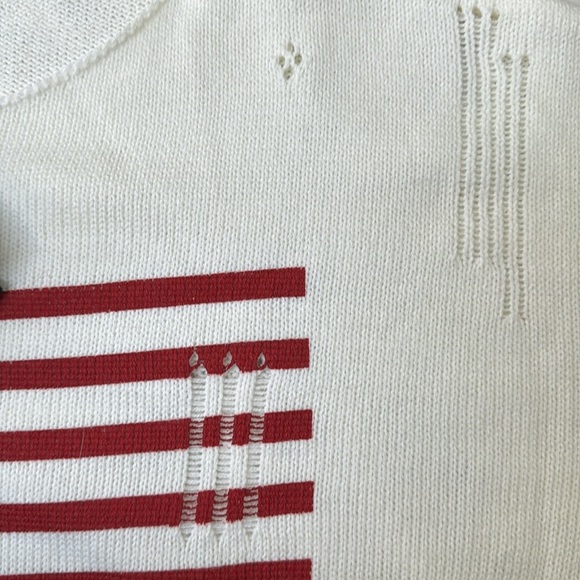 NWT Ivory Distressed American Flag Lightweight Long Sleeve Sweater - Picture 5 of 6